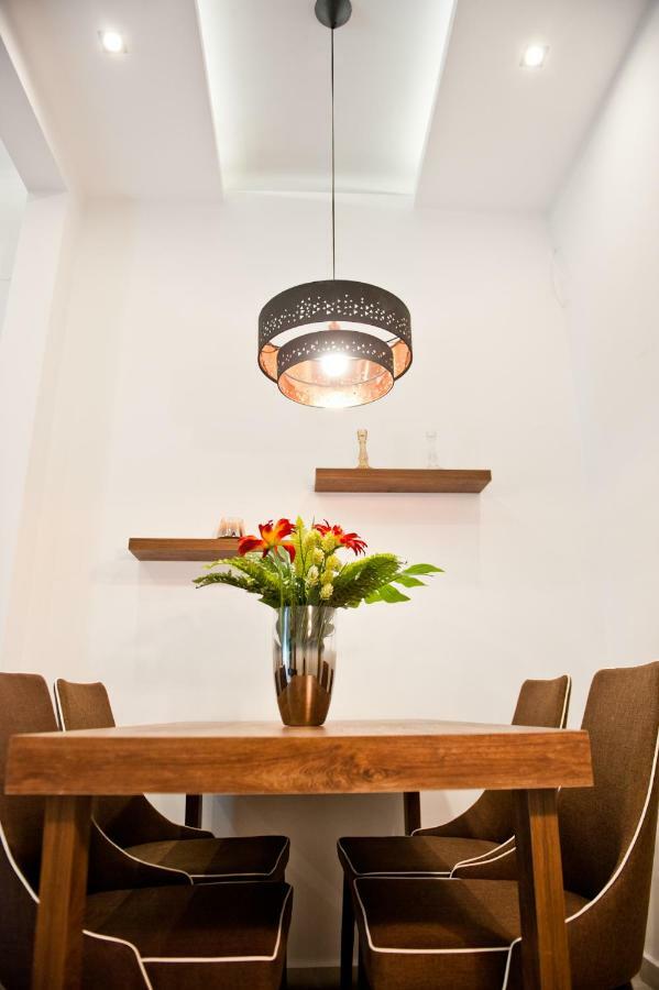 White Bell #Colony City Center Tesalonika Bagian luar foto